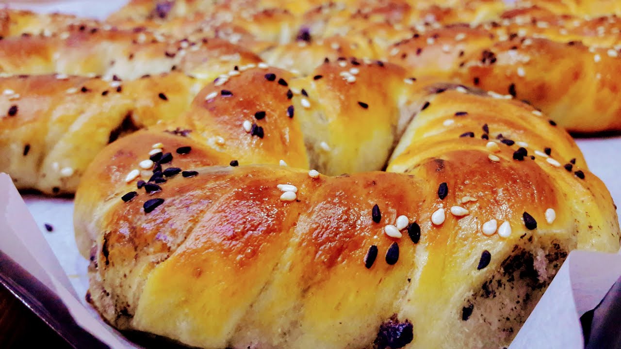 Açma with Black Olive Paste