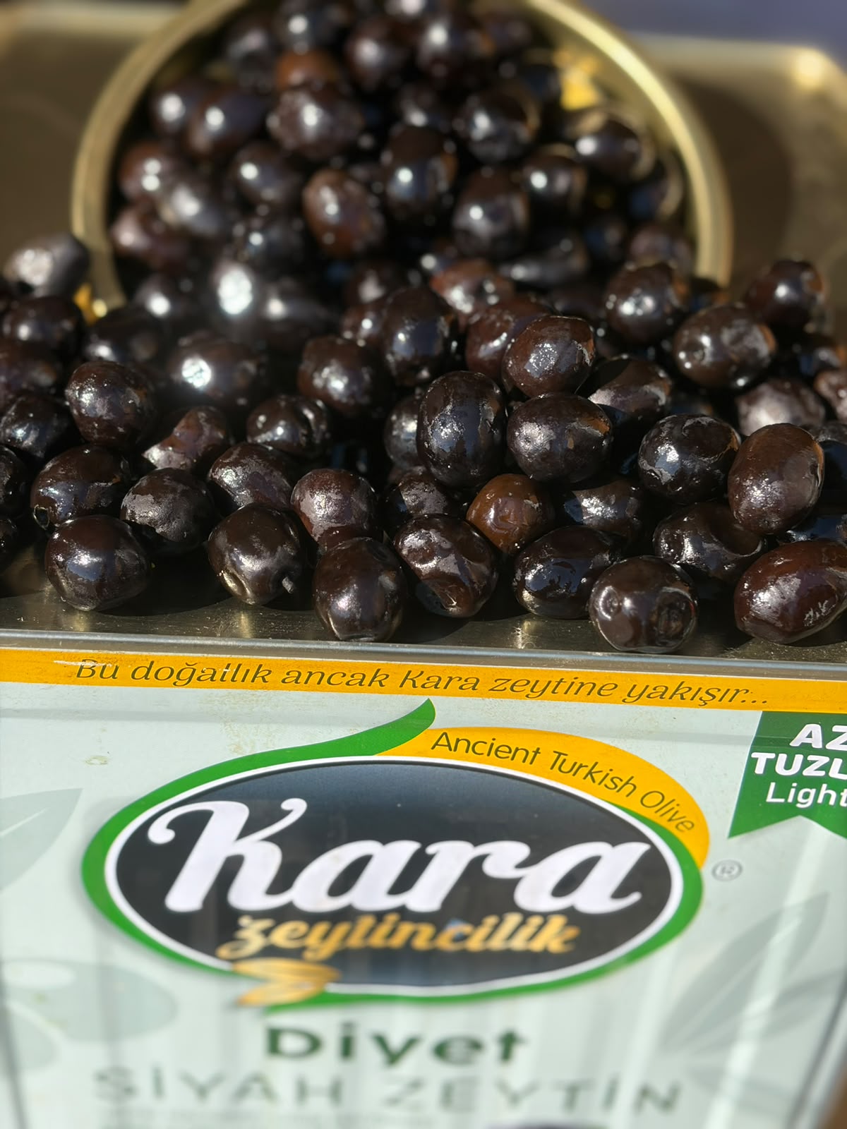 Kara reduced-salt whole black olives